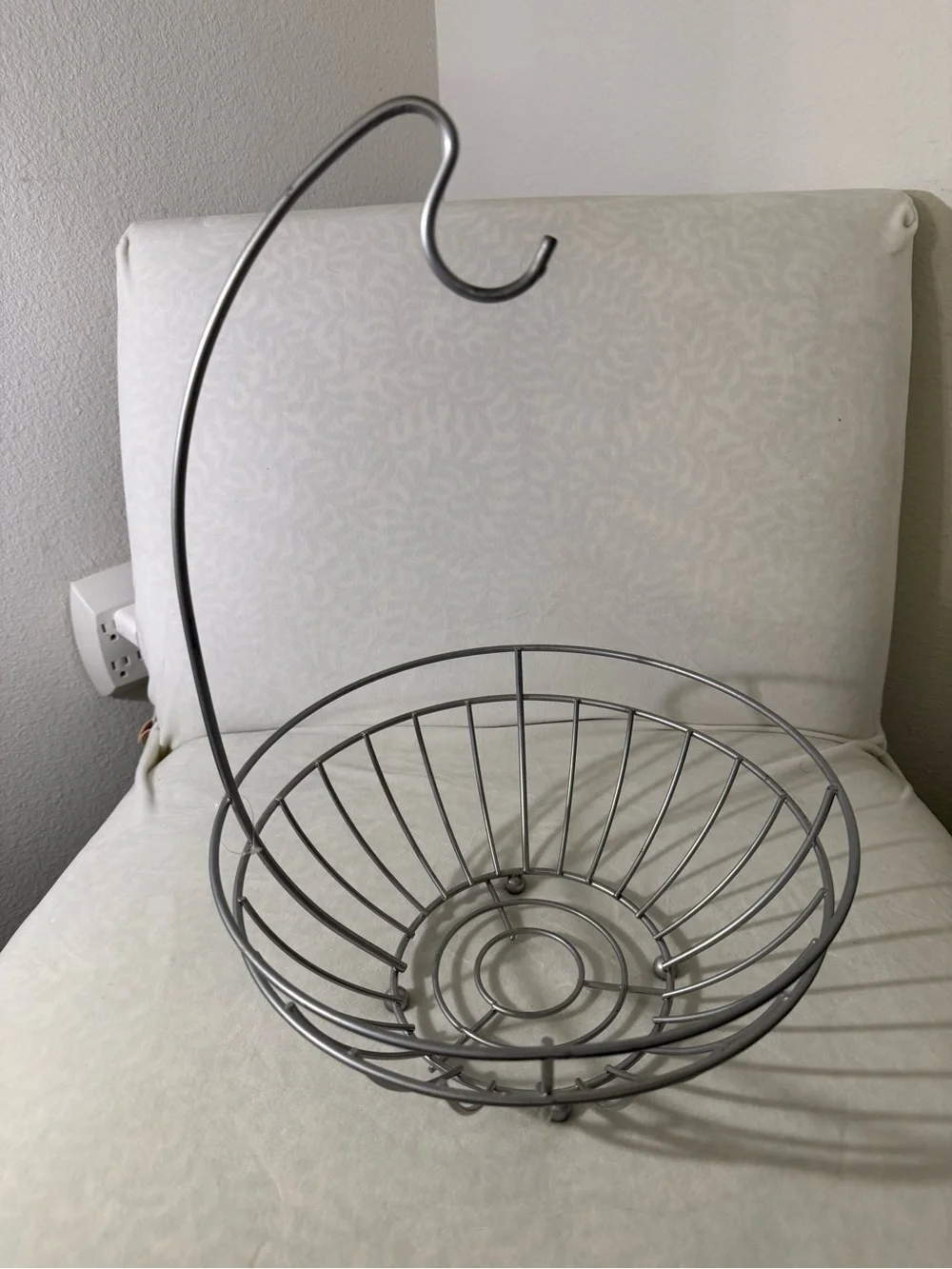Metal Banana Hanger Fruit Basket Countertop Storage Stand Silver